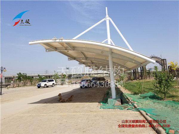 膜結(jié)構(gòu)停車棚造價多少？